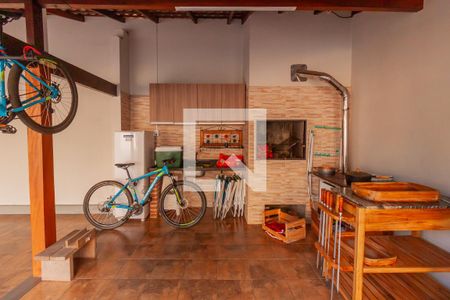 Casa à venda com 320m², 4 quartos e 2 vagasChurrasqueira