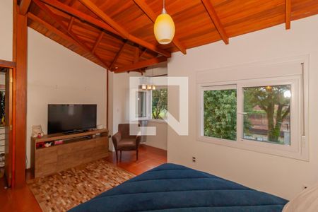 Casa à venda com 320m², 4 quartos e 2 vagasSuíte