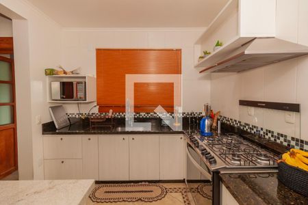 Casa à venda com 320m², 4 quartos e 2 vagasCozinha