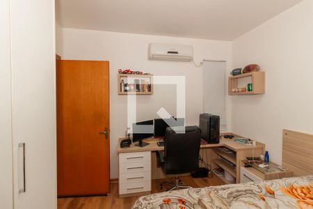 Casa à venda com 320m², 4 quartos e 2 vagasQuarto 3