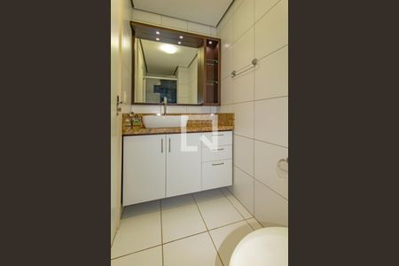 Apartamento à venda com 52m², 2 quartos e 1 vaga Apartamento à venda com 52m², 2 quartos e 1 vagaBanheiro