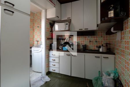 Cozinha de apartamento à venda com 2 quartos, 57m² em Vila Ema, São Paulo