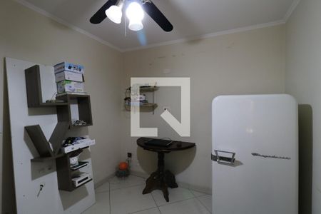 Casa à venda com 266m², 3 quartos e 4 vagasEscritório