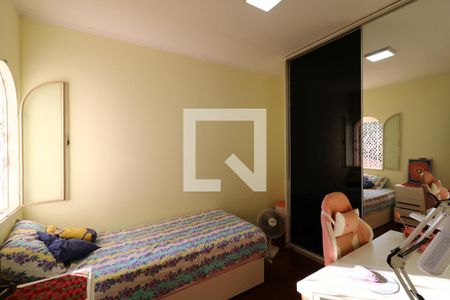 Casa à venda com 266m², 3 quartos e 4 vagasSuíte 3