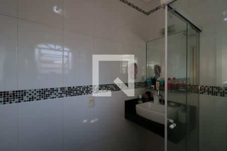 Casa à venda com 266m², 3 quartos e 4 vagasBanheiro da Suíte 3