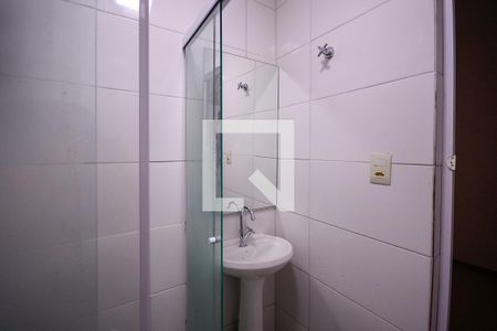 Banheiro  de casa de condomínio para alugar com 1 quarto, 30m² em Jardim Seckler, São Paulo