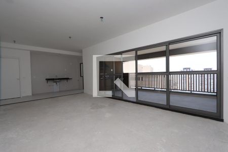 Sala de apartamento à venda com 3 quartos, 132m² em Vila Gumercindo, São Paulo
