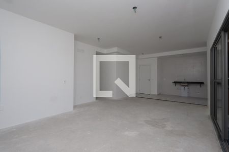 Sala de apartamento à venda com 3 quartos, 132m² em Vila Gumercindo, São Paulo