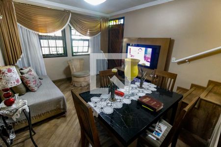 Sala de casa de condomínio para alugar com 2 quartos, 91m² em Vila Iasi, Taboão da Serra