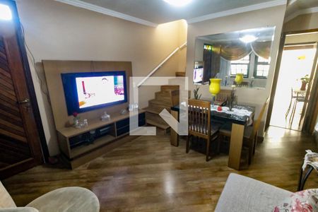 Sala de casa de condomínio para alugar com 2 quartos, 91m² em Vila Iasi, Taboão da Serra