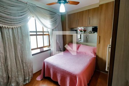 Quarto 2 de casa de condomínio para alugar com 2 quartos, 91m² em Vila Iasi, Taboão da Serra