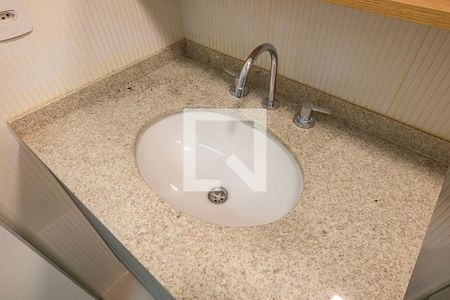 Studio à venda com 27m², 1 quarto e sem vaga Studio à venda com 27m², 1 quarto e sem vagaBanheiro