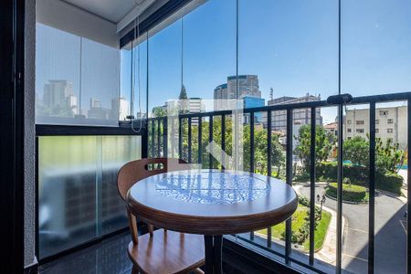 Sala/Cozinha - Varanda de apartamento para alugar com 1 quarto, 33m² em Pinheiros, São Paulo