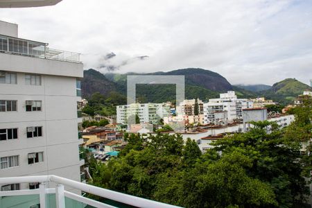 Apartamento à venda com 76m², 2 quartos e 1 vagaVaranda