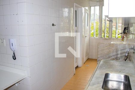 Apartamento à venda com 76m², 2 quartos e 1 vagaCozinha