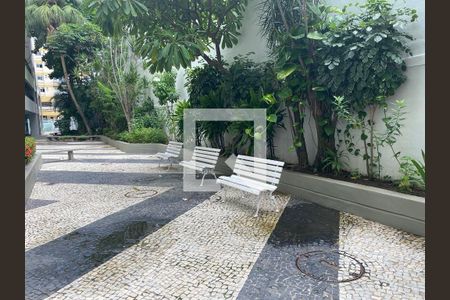 Apartamento à venda com 76m², 2 quartos e 1 vagaÁrea comum