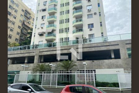 Apartamento à venda com 76m², 2 quartos e 1 vagaFachada