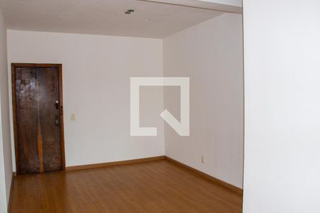 Apartamento à venda com 76m², 2 quartos e 1 vagaSala