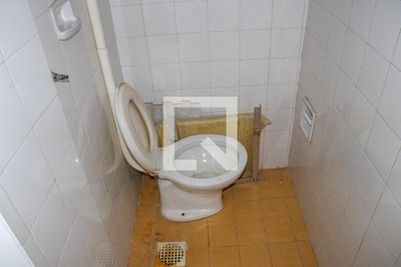Apartamento à venda com 76m², 2 quartos e 1 vagaBanheiro de serviço 