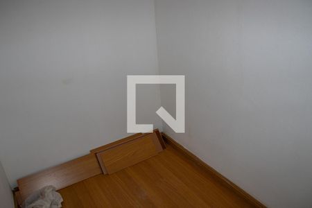 Apartamento à venda com 76m², 2 quartos e 1 vagaQuarto de serviço 