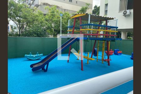 Apartamento à venda com 76m², 2 quartos e 1 vagaÁrea comum