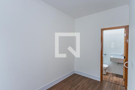 Casa à venda com 160m², 3 quartos e 2 vagasSuite 2