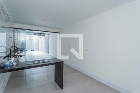 Casa à venda com 160m², 3 quartos e 2 vagasCozinha 