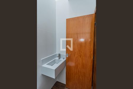 Casa à venda com 160m², 3 quartos e 2 vagasBanheiro suite 2