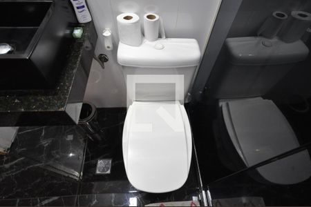 Casa à venda com 110m², 2 quartos e 1 vagaBanheiro Social