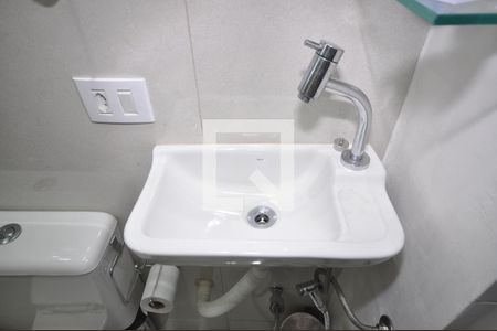 Casa à venda com 110m², 2 quartos e 1 vagaBanheiro de serviço