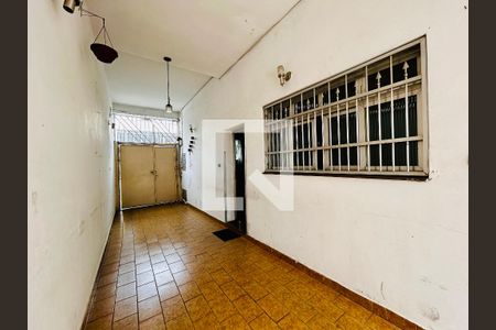 Casa à venda com 150m², 4 quartos e 4 vagasGaragem