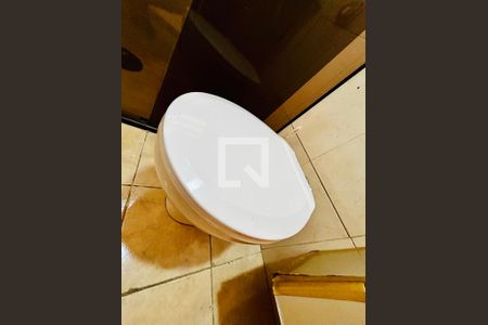 Casa à venda com 150m², 4 quartos e 4 vagasBanheiro 2