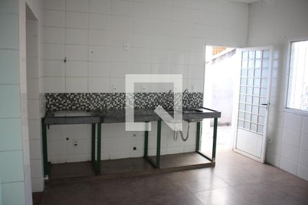 Casa à venda com 99m², 3 quartos e 1 vagaCozinha