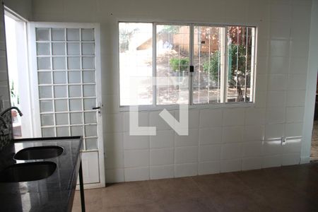 Casa à venda com 99m², 3 quartos e 1 vagaCozinha