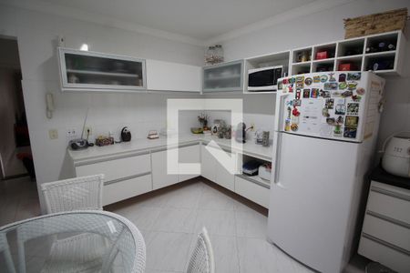 Casa à venda com 110m², 3 quartos e 2 vagasCozinha
