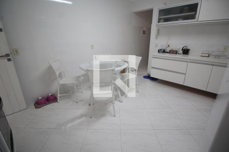 Casa à venda com 110m², 3 quartos e 2 vagasCozinha