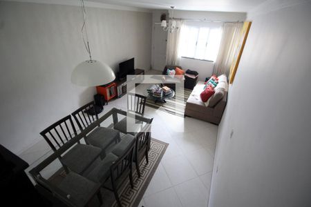 Casa à venda com 110m², 3 quartos e 2 vagasQuarto 