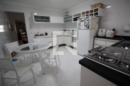 Casa à venda com 110m², 3 quartos e 2 vagasCozinha