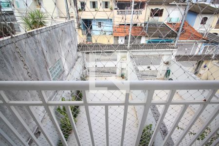 Casa à venda com 110m², 3 quartos e 2 vagasEscada