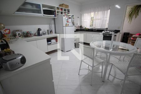 Casa à venda com 110m², 3 quartos e 2 vagasSala 
