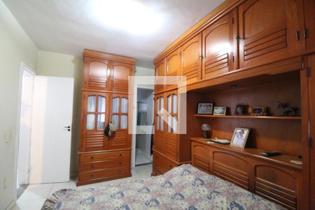 Casa de condomínio à venda com 100m², 3 quartos e 2 vagasSuíte 