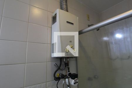 Casa de condomínio à venda com 100m², 3 quartos e 2 vagasBanheiro da suíte