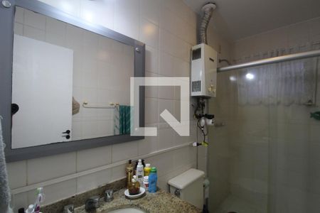 Casa de condomínio à venda com 100m², 3 quartos e 2 vagasBanheiro da suíte