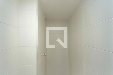 Apartamento à venda com 35m², 2 quartos e sem vaga Apartamento à venda com 35m², 2 quartos e sem vagaBanheiro
