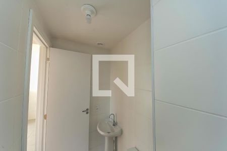 Apartamento à venda com 35m², 2 quartos e sem vaga Apartamento à venda com 35m², 2 quartos e sem vagaBanheiro