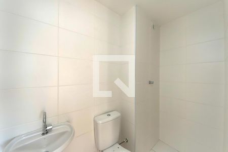 Apartamento à venda com 35m², 2 quartos e sem vaga Apartamento à venda com 35m², 2 quartos e sem vagaBanheiro