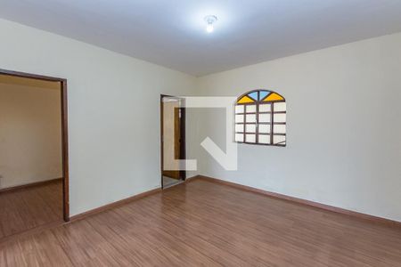 Sala 2 de casa para alugar com 3 quartos, 200m² em Palmeiras, Belo Horizonte