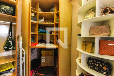 Apartamento à venda com 81m², 3 quartos e 2 vagasQuarto 2