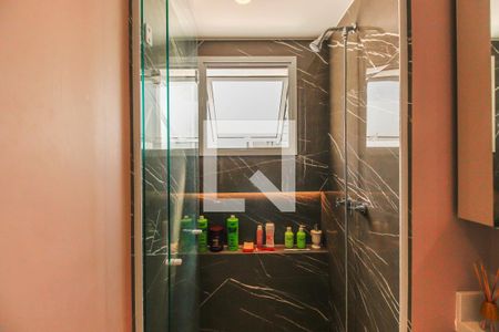 Apartamento à venda com 81m², 3 quartos e 2 vagasBanheiro da Suíte