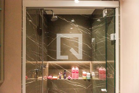 Apartamento à venda com 81m², 3 quartos e 2 vagasBanheiro Social